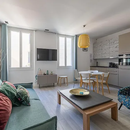 Magnificent Flat - 66m2 Rue Meynadier - 2br6p