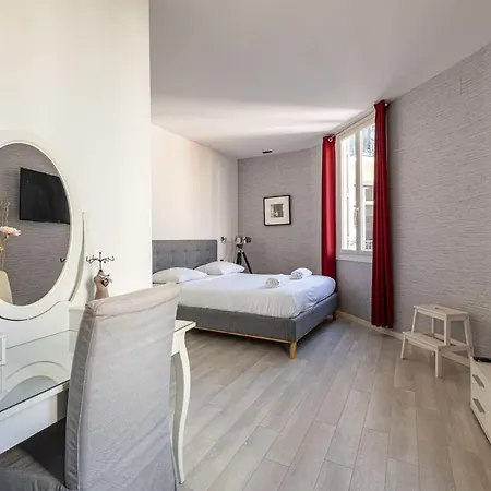 Magnificent Flat - 66m2 Rue Meynadier - 2br6p